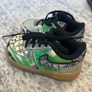 Nike Air Force 1 chicagos Toddler size 6C